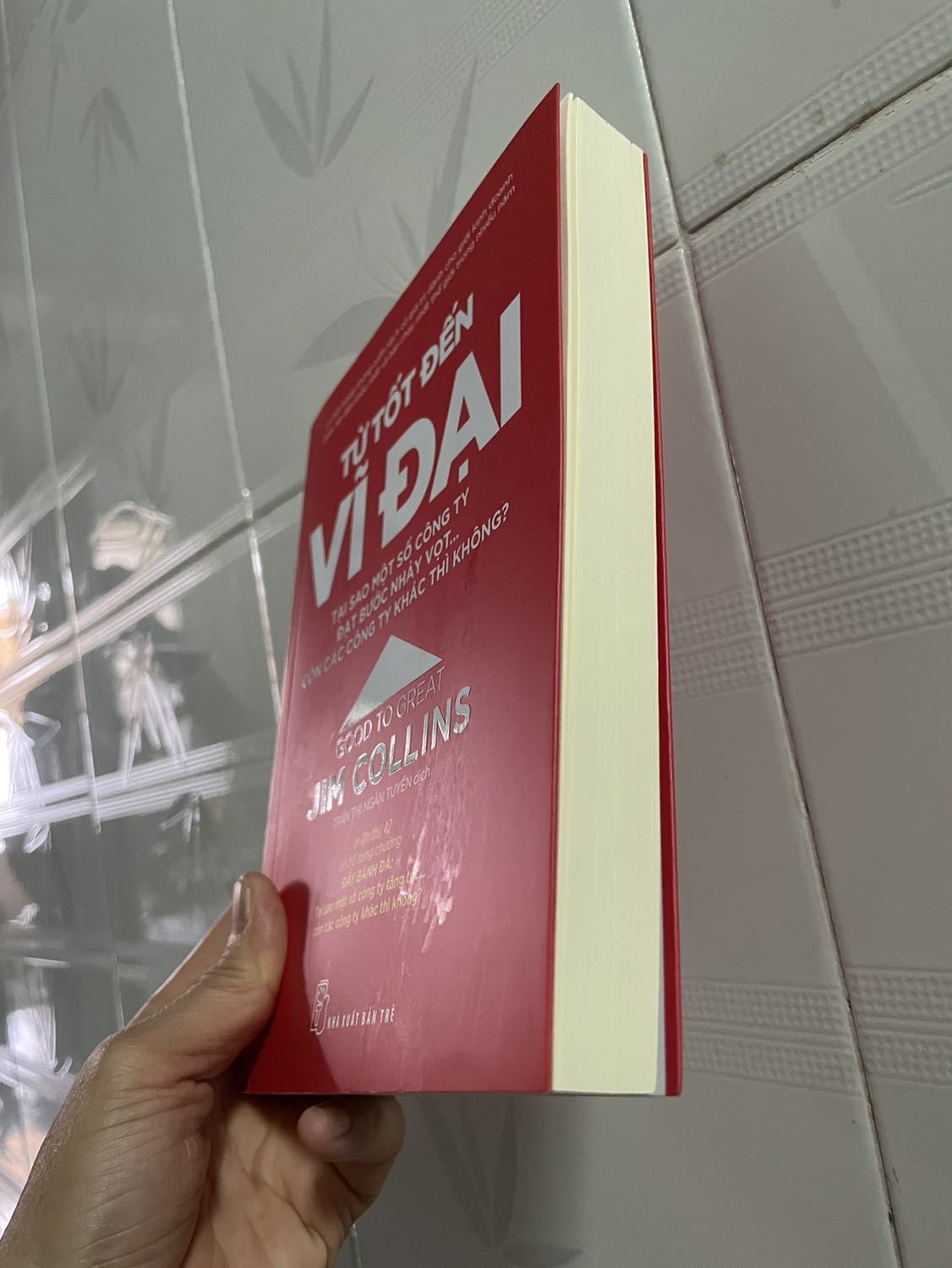 Sách bìa đẹp, giấy tốt, giá rẻ hơn shop khác