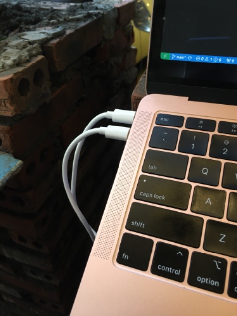 hàng đúng như ảnh cáp dày rất ok cấm sạc nhanh và truyền dữ liệu cũng nhanh