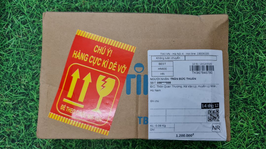 Quý shop giao hàng nhanh. Sản phẩm chính hãng. Phụ kiện đầy đủ. Mức độ hoàn thiện tốt, trọng lượng nhẹ, sử dụng thuận tiện. Phiếu bảo hành đầy đủ. Hướng dẫn sử dụng tiếng Việt. Ủng hộ Quý shop 5 sao