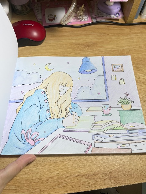 Sách giao nhanh, in rõ, sắc nét. Chủ đề phong phú. Vừa tô màu vừa chill rất thích