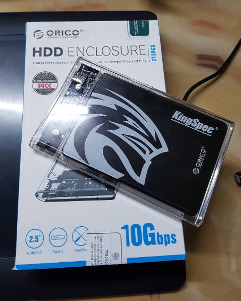 Đã dùng thử, kết nối với cả điện thoại và PC. Tốc độ thì còn tùy vào ổ cứng cũng như kiểu file cần coppy và đọc file như thế nào ... nhưng khá ok . Sản phẩm đúng như mô tả.