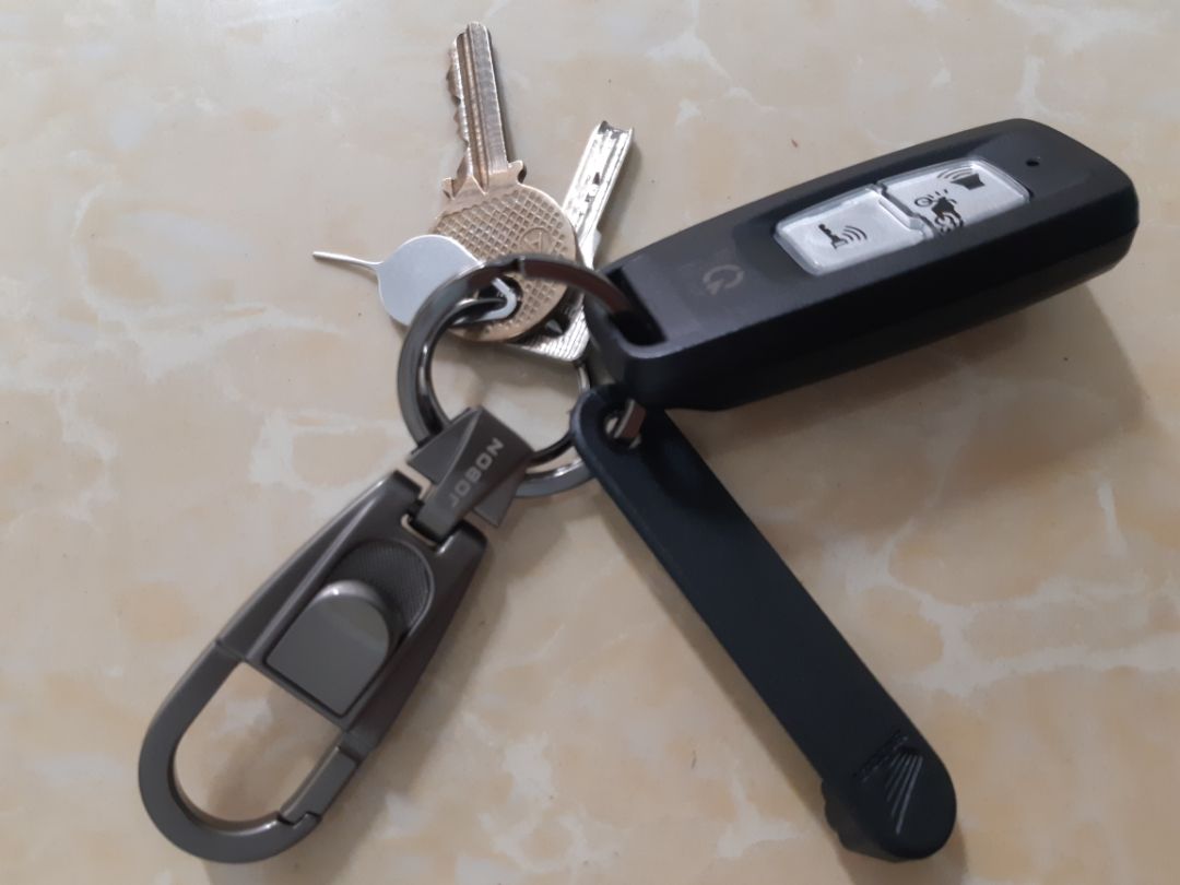 Rất hài lòng. Chuyển hàng nhanh, nhân viên thân thiện, chất lượng hàng tốt và mẫu mã hộp đẹp, có thể dùng làm quà biếu tặng rất hay.