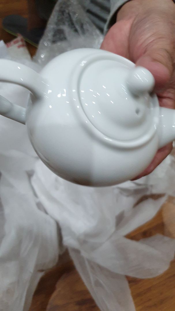 shop bọc hàng rất cẩn thận, sứ đẹp, tốt như kì vọng 10 sao!!