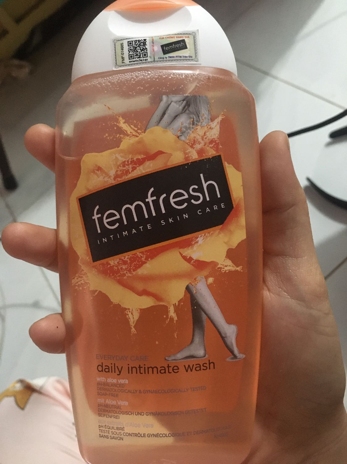 Sản phẩm đóng gói rất tốt giao hàng khoảng 4-5 ngày có vẻ lâu hơn so với các đơn khác nhung ko sao. Tem nhãn đầy đủ hàng chính hãng mùi thơm lâu dễ chịu cảm ơn shop nhé