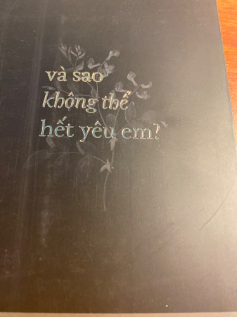 Sách khá hay, in ấn rõ dàng, nói chung đang để mua