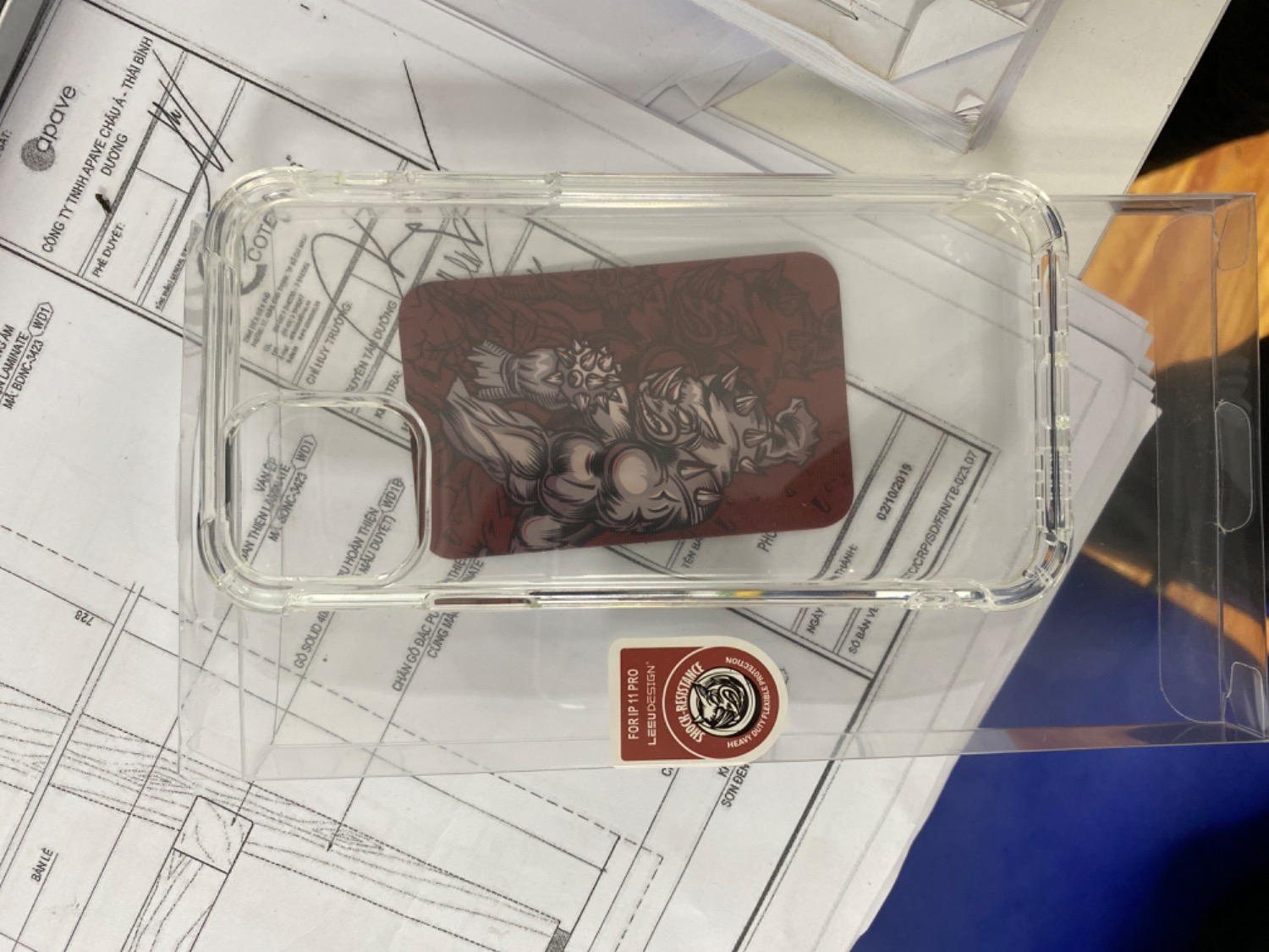 Mình mua cho 11promax tuy nhiên sản phẩm nhận được là của 11pro. Shop đổi lại giúp nhé!