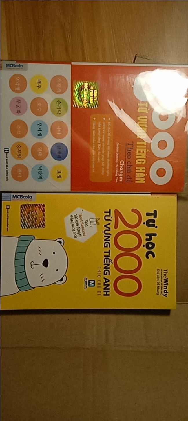 Sp đẹp, bé bé xinh xinh cầm vừa tay có thể mang đi mọi nơi để học tập rất tiện. Giao hàng nhanh bất ngờ, mn nên mua nhé!