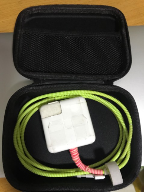 Cứng cáp, nhẹ. Rất xịn sò