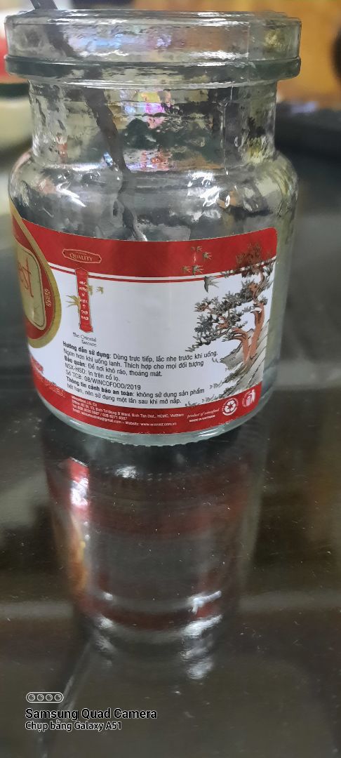 Dùng được, hộp dựng sơ sài, bung ra, lọ rơi ra may không vỡ lọ nào.