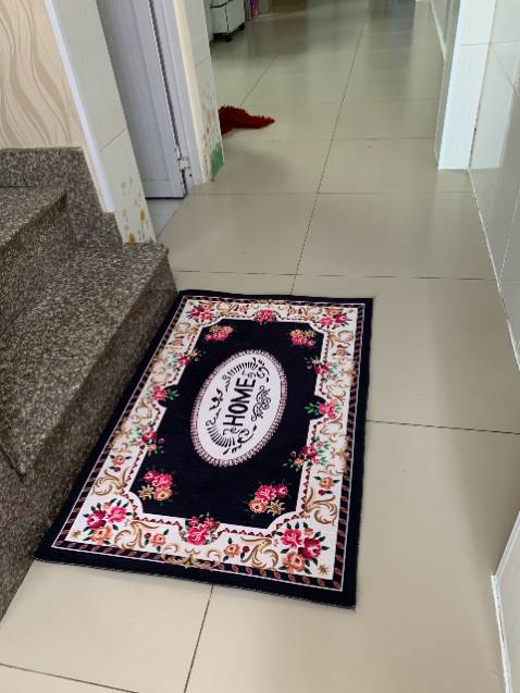 Rất ok, vừa vặn với bộ bàn ghế nhà mình, bỏ vào thấy sang hẳn