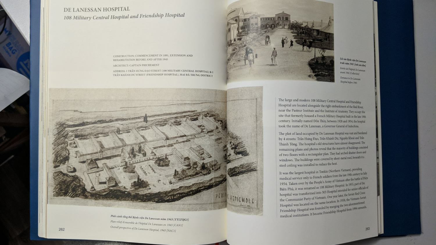 Về mặt vật lý, sách in đẹp, cứng cáp, chất lượng cao, trình bày trang nhã, kỹ lưỡng. Về nội dung, có bổ sung thêm một số thông tin so với cuốn "Kiến trúc các công trình xây dựng tại Hà Nội thời kì Pháp thuộc" của Lưu trữ quốc gia 1 xuất bản năm 2009. Tóm lại, đây là 1 cuốn sách đẹp để bày ở giá sách, và là 1 cuốn sách có giá trị (nếu chưa có cuốn xuất bản năm 2009)