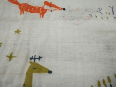 Chất liệu mềm và mịn, tắm xong lau mình cho bé nhanh khô, đúng chất liệu sợi tre. Shop đóng gõi kỹ giao hàng nhanh