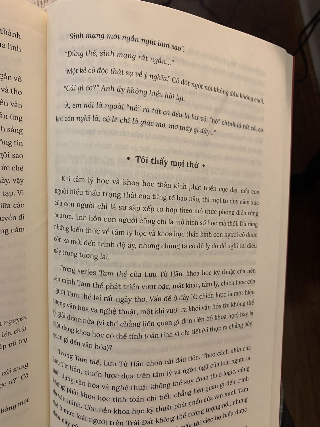 Nói về luân thường đạo lý và những câu hỏi triết học, tuy nhiên cũng là cảm nhận của tác giả. Quý đọc giả yêu thích về những vấn đề như bản ngã, con người và hành vi thì đây là quyển sách phù hợp. Nhớ dùng mã thì quyển sách chỉ còn 125k, giao nhanh! Cảm ơn chị shipper!
