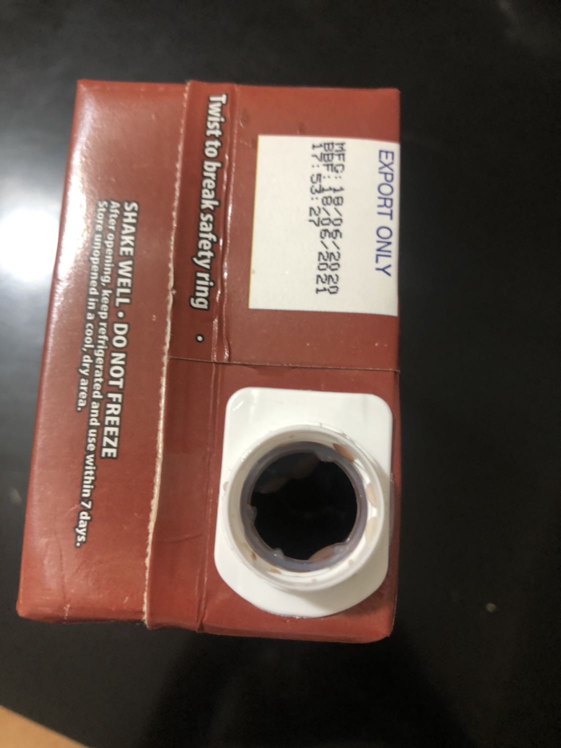 ? Quá tệ. hộp bị khui bung ra. uống nghe mùi chua hôi. 1 lần và mãi mãi tẩy chay tiki khi bán những sp quá Kém như vậy.