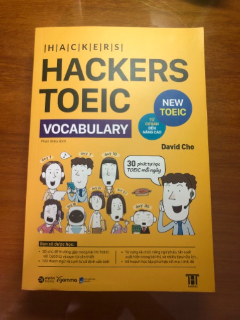 Chất lượng giấy tốt nhưng trang bìa bị dơ, đóng gói cẩn thận, nội dung sách trình bày rõ ràng, chia theo lĩnh vực và kế hoạch học hợp lý