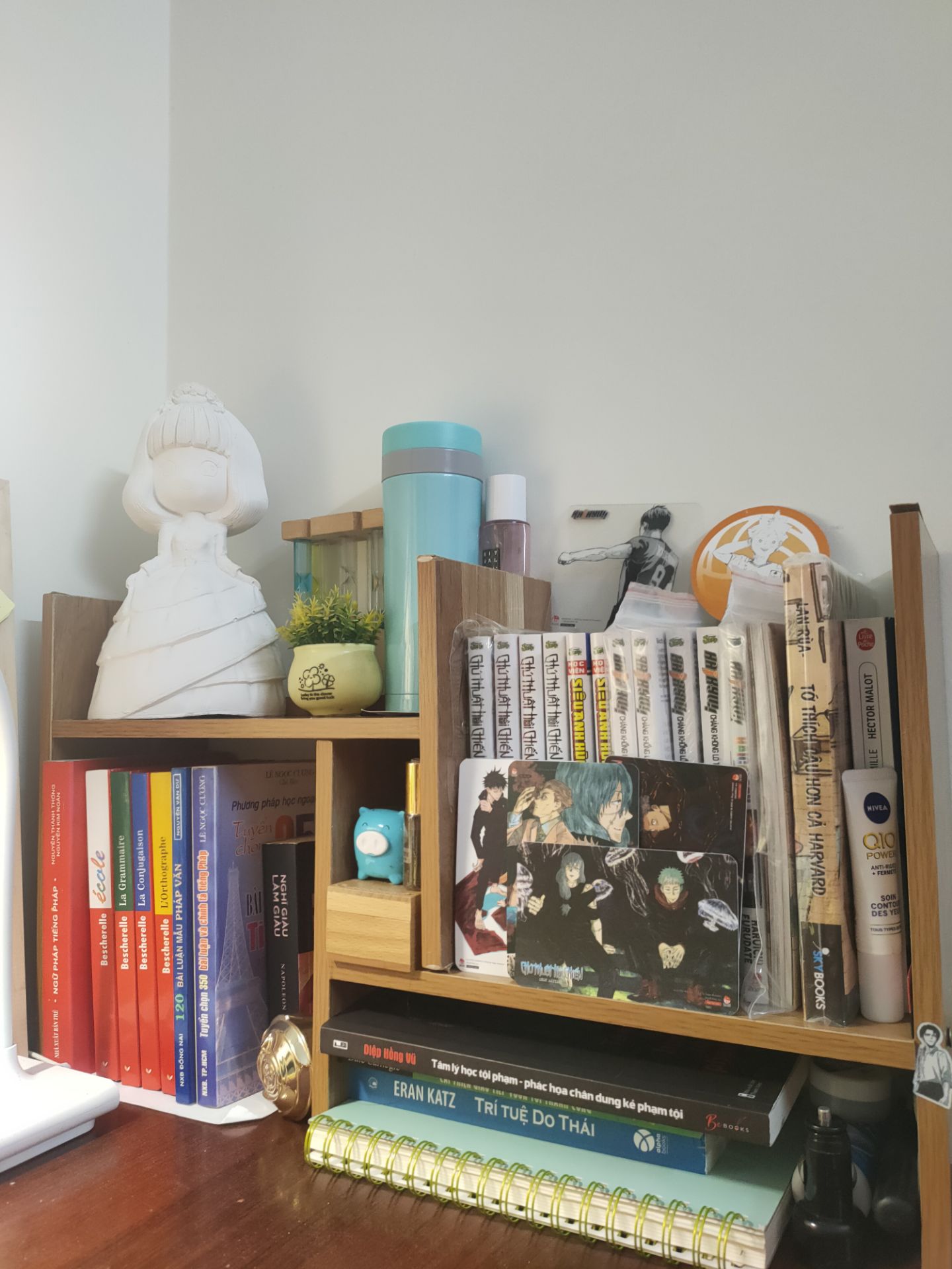 gỗ có bị chút vấn đề nhưng mà lắp xong thì ưng ý lắm luôn