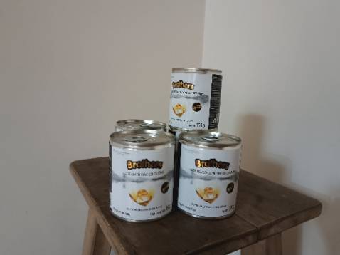 Mình bị nghiện cái sữa này, sữa khác pha cà phê đều ko thấy ưng, giá rẻ, mà được đóng gói rất chắc chắn, mỗi tội đóng vầy hơi phí cái nilon chống vỡ. Nói chung phù hợp với cà phê, mình đã thử với vài loại cà phê, thấy đều quyện, thơm, ngon