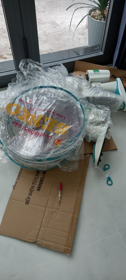 sp giao rất nhanh nè. quạt ok. mình mua 4 cái, đc giao cùng 1 màu đồng bộ nên nhìn đẹp. mình đã mua nhiều sp giá trị lớn ở tiki rồi nên cũng khá an tâm. chính sách hậu mãi của tiki rất tốt. sẽ còn ủng hộ tiki nè. sp giao rất nhanh nè. quạt ok. mình mua 4 cái, đc giao cùng 1 màu đồng bộ nên nhìn đẹp. mình đã mua nhiều sp giá trị lớn ở tiki rồi nên cũng khá an tâm. chính sách hậu mãi của tiki rất tốt. sẽ còn ủng hộ tiki nè.