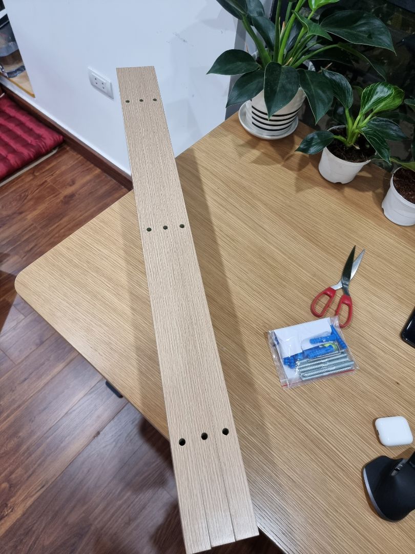 gỗ dày 2,5cm nên nhìn rất ấn tượng. Đóng gói hàng quá an toàn nên sản phẩm nhận được không có điểm gì để chê. Mọi người nên mua gỗ dày 2,5cm nên nhìn rất ấn tượng. Đóng gói hàng quá an toàn nên sản phẩm nhận được không có điểm gì để chê. Mọi người nên mua