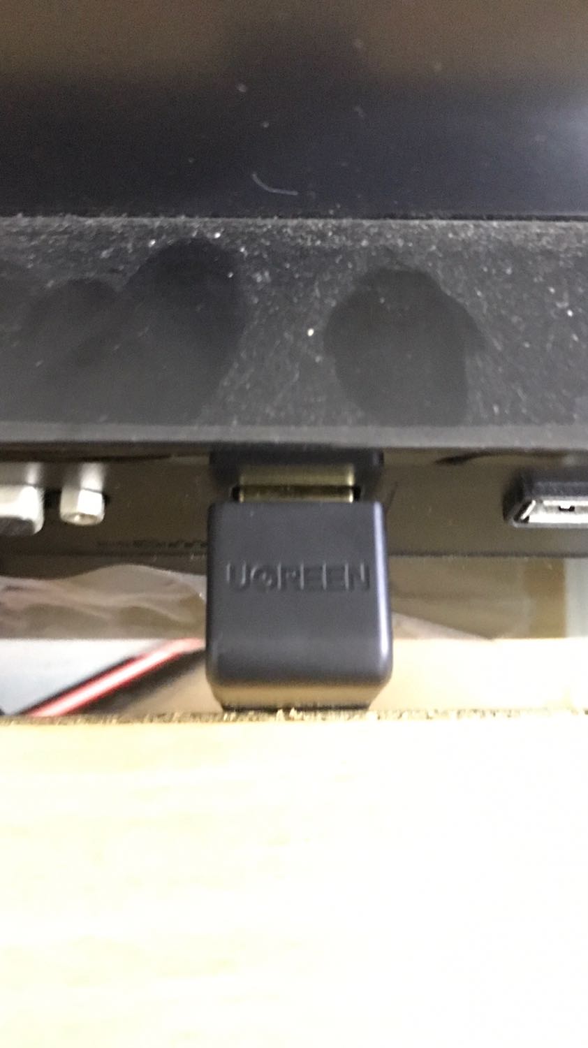 Giao hàng nhanh, đóng gói rất kĩ, phải gắn ra tháo vô 1 hồi mới nhận được