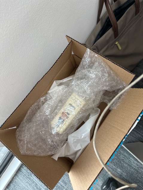 Không có quà tặng kèm như mô tả