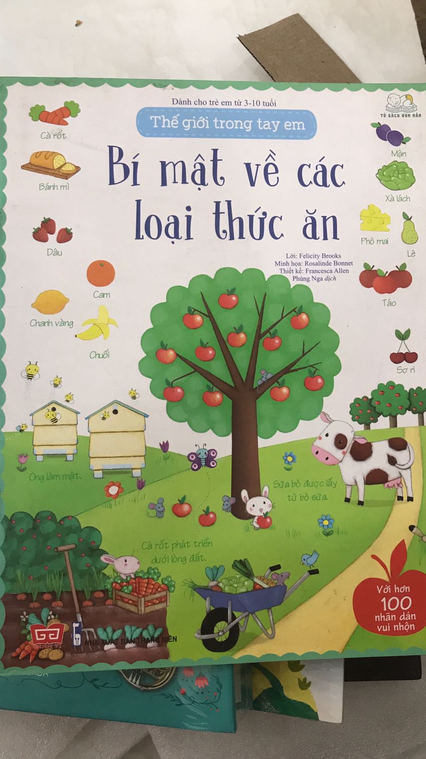 Sách giao quá bẩn, giao như sách cũ ý, bìa sách không bóng lán