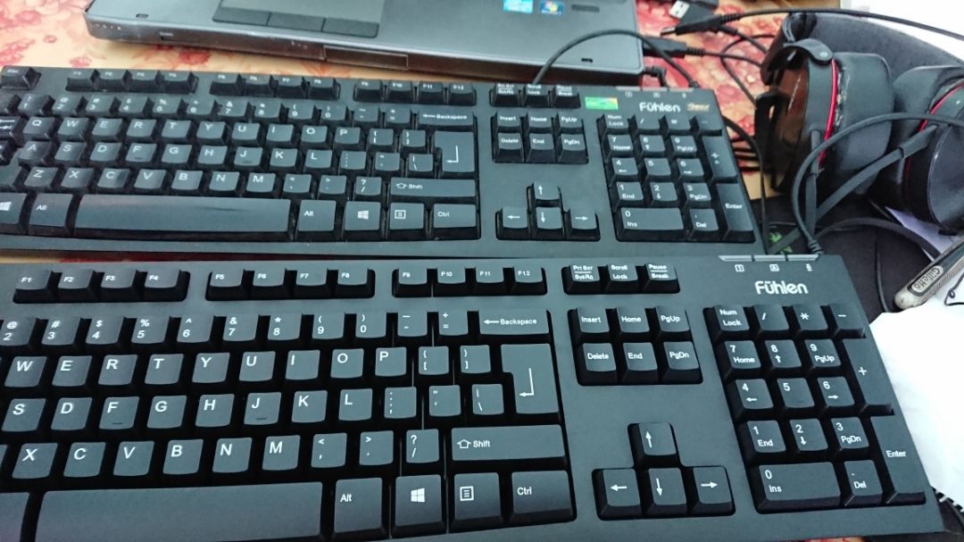 Đã nhận hàng. Tiki giao hàng quá nhanh. gói gém đẹp.
Tuy mở ra bàn phím không có tem phân phối (Xanh óng ánh) của Ninja như bàn phím cũ, ấn cũng có vẻ k nảy bằng(dù cái kia mình dùng 5 năm rồi, không có thẻ quy cách hính hãng trong hộp) nhưng tin tưởng vào Shark Dũng nên thử xem.