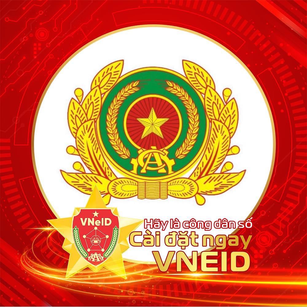 Sản phẩm không tự đóng ngắt màn hình như lời giới thiệu. Chất liệu da bình thường.