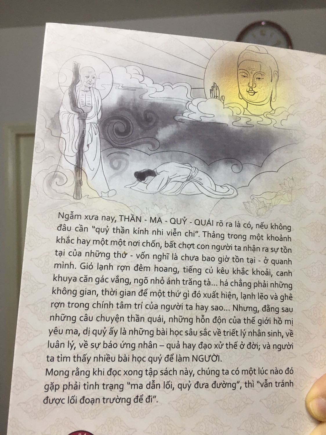 Những câu chuyện kỳ bí của nước Nam, rất đáng đọc, sách đẹp.