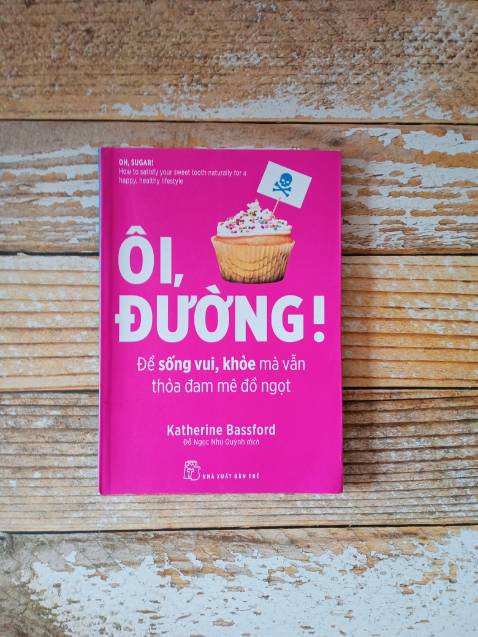 Sách in trên giấy có bề mặt mịn mượt, giở rất thích. Những kiến thức liên quan đến hoá học và y học được diễn đạt dễ hiểu nhờ cách viết hài hước nhẹ nhàng như viết blog. Vì đây là sách dịch nên các ví dụ về các loại thức ăn chứa nhiều hay ít đường cũng như công thức món ăn lành mạnh hơi xa lạ, không thật phù hợp với thói quen ăn uống của người VN.