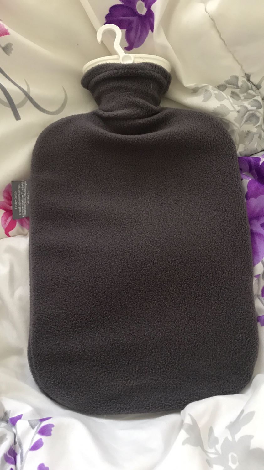 Túi chườm Fashy chất lượng rất tốt, bền (mình đã dùng 1 chiếc đc 10 năm vẫn tốt). Các bạn nên mua sản phẩm này để làm ấm đôi chân khi mùa đông lạnh.