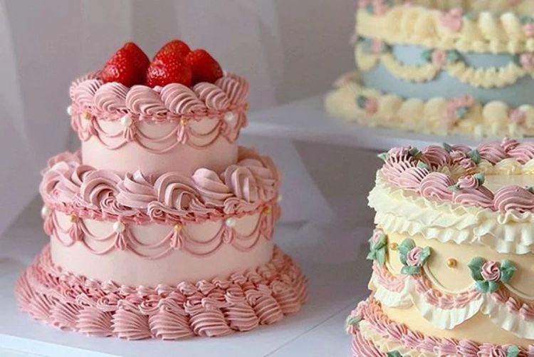 Trúng số độc đắc 
anh ta cho rằng hạnh phúc ở đời chẳng ở chỗ kiếm ra tiền cũng như chẳng phải vì có chức nghiệp nhưng là học hành và tu thân sửa chí thế nào cho mỗi ngày một giỏi thêm và đạo đức thêm.