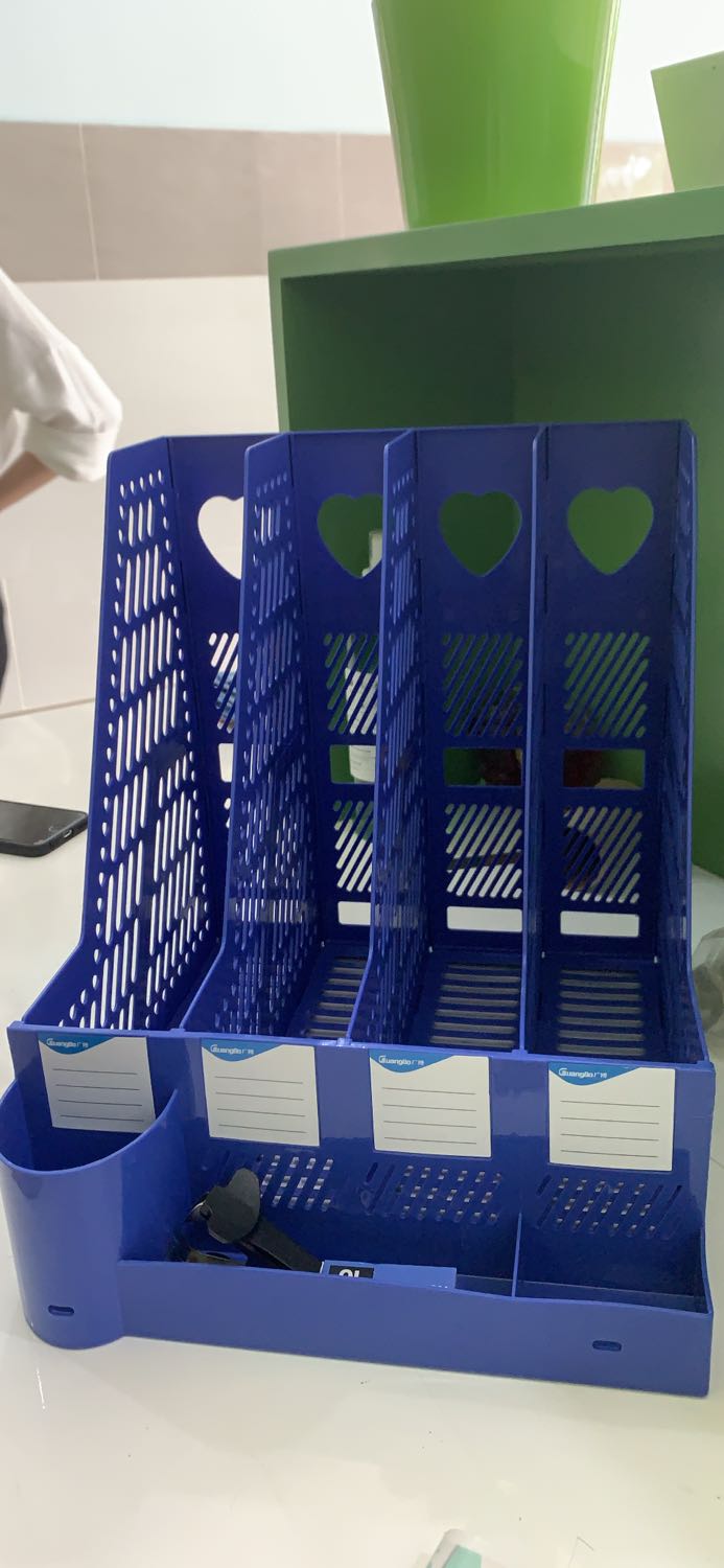 Đặt màu ghi giao màu xanh