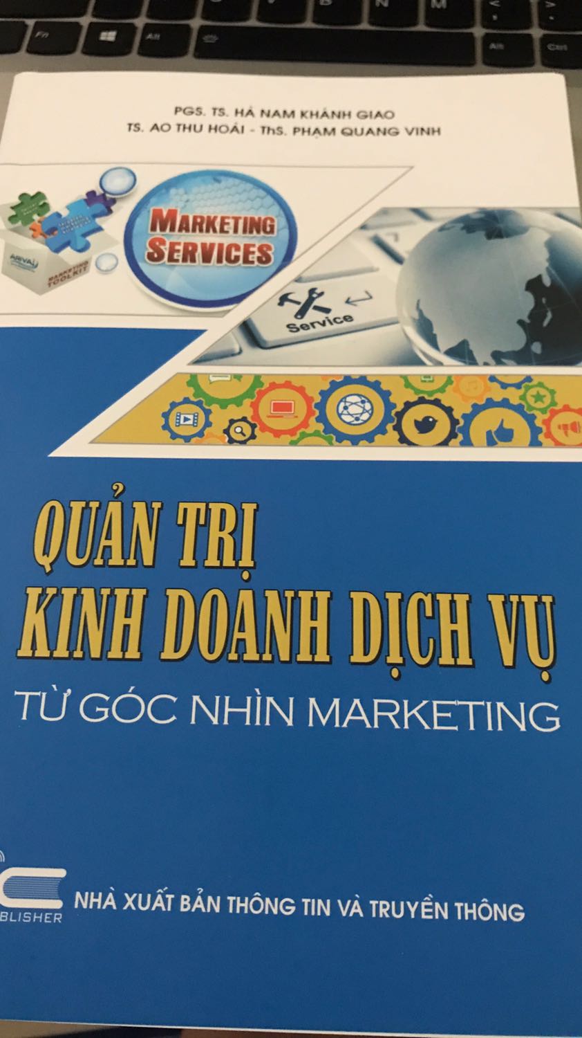 giao hàng nhanh, shipper nhanh nhẹn, sách có mã tem đàng hoàng, nói chung ok