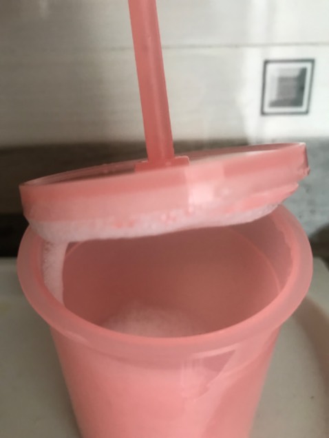 Tạo được nhiều bọt, giao hàng đúng hạn, không có gì để chê