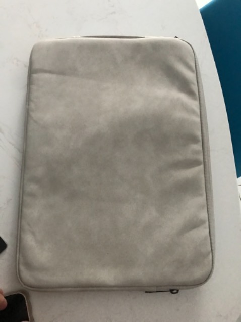 Túi dày , lót êm , form chắc chắn