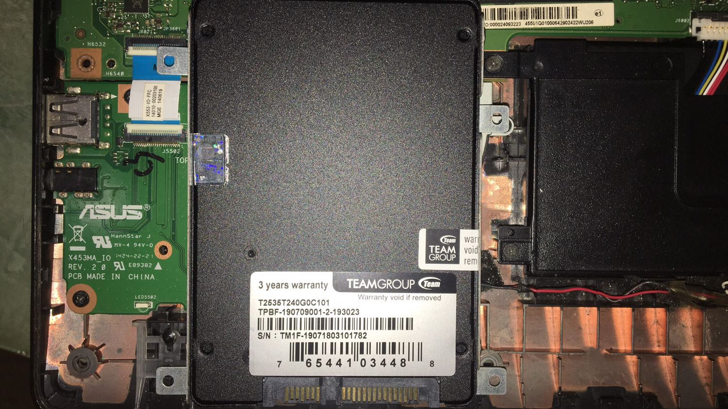 Nâng cấp con laptop cùi bắp cũng ổn trong tầm giá này... Nâng cấp con laptop cùi bắp cũng ổn trong tầm giá này...