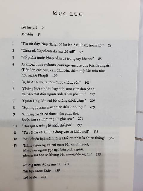Sách hay. Miêu tả chi tiết trận đánh. Đọc sách cảm nhận như được sống trong giây phút của trận đánh. Góc nhìn rộng, cuốn hút, không đơn thuần là kể sử.