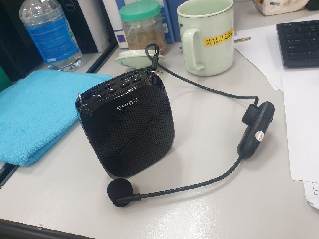 Hàng nhận đc sau mấy lần giao hàng không thành công và trễ mất mấy ngày. Tuy nhiên hàng đẹp, chính hãng Shidu (của Trung Quốc). chất lượng âm Ok. Độ bền cần thời gian