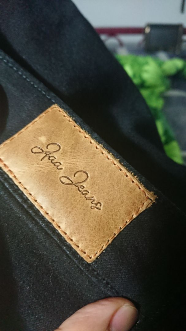 San pham chinh chu tung chi tiet nho, quan qua dep. Ban dau minh chon nham size, lien he voi shop thi duoc giai quyet doi nhanh, gon, le. Cham soc khach hang rat tot, shop de thuong lam.