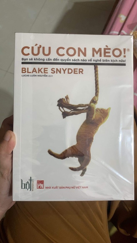 Giao nhanh, đúng hẹn, đóng gói cẩn thận. Sách hay, bổ ích cho ai muốn làm biên kịch hay tìm hiểu về phim ảnh