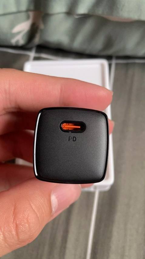 Sản phẩm hình thức đẹp new seal bóc seal rất sướng
Chưa biết sử dụng ra sao nhưng sẽ thử , và để xem có dùng lâu dài được k