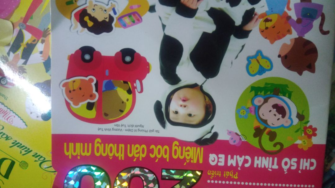 sale 9k, mua về cho bé chơi cũng khá ok. Bé chơi rất thích, hình dán của Việt NAm nên nghĩ là an toàn, tiki sale Giá rẻ vậy mà chất lượng quá tuyệt vời, đáng mua.