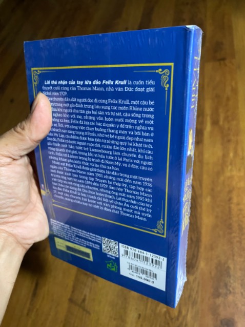 Đợt này tiki đóng gói ko đc kỹ lắm, nhưng vẫn ủng hộ tiki, sách hơi cấn tí ở góc nhưng ở mặt sau nên cũng ok.