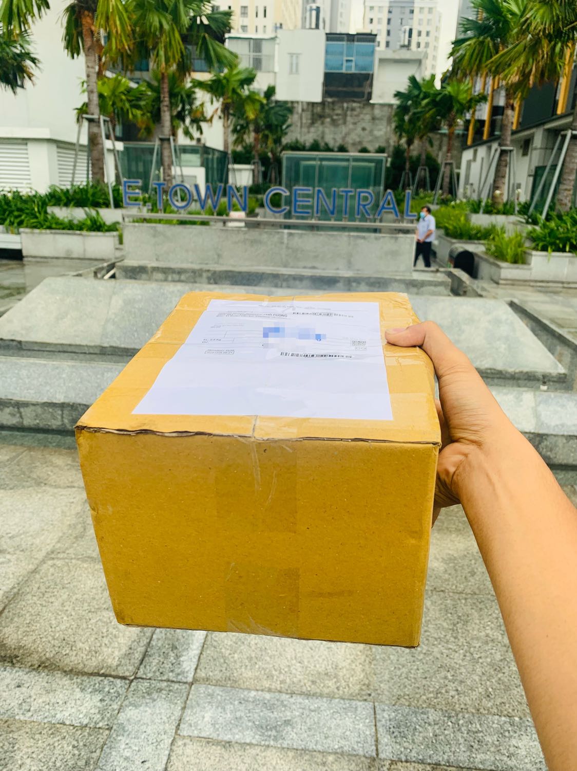 Shop tư vấn nhiệt tình, đồ chơi quá đẹp. Bé nhà thích lắm. Tiện cái là chơi xong bỏ vào lại, khá gọn.