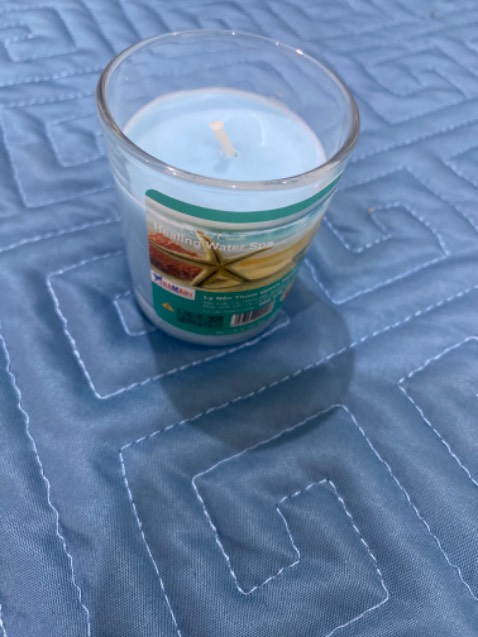 Hương rất thơm, gợi nhớ về biển những ngày nắng gắt, hợp với yoga và thiền, giao hàng hơi chậm