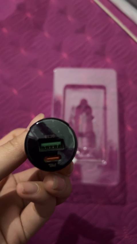 Shop giao hàng nhanh
- tẩu đẹp ngon, có đèn led hiện thị sang trọng
- 2 cổng tiện lợi cổng sạc usb và cổng type c
- sạc pin nhanh 50% pin trong 30p
chất lượng phù hợp vs giá tiền ủng hộ shop