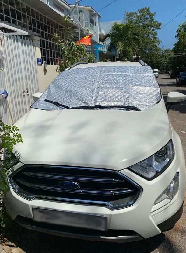 Sản phẩm đóng gói đẹp, tấm bạt dày như hình mô tả. Dễ dàng lắp đặt lên xe, sử dụng xong gấp gọn đễ lưu trữ không chiếm diện tích . Bạt có tai ràng nên thấy khá chắc chắn khi sử dụng, Chất lương sản phẩm tốt.