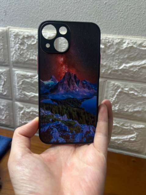 Ốp đẹp, chắc chắn, viền hơi vênh
TIKI giao hàng đúng hẹn, đóng gói cẩn thận
=> 5 seo ⭐️⭐️⭐️⭐️⭐️