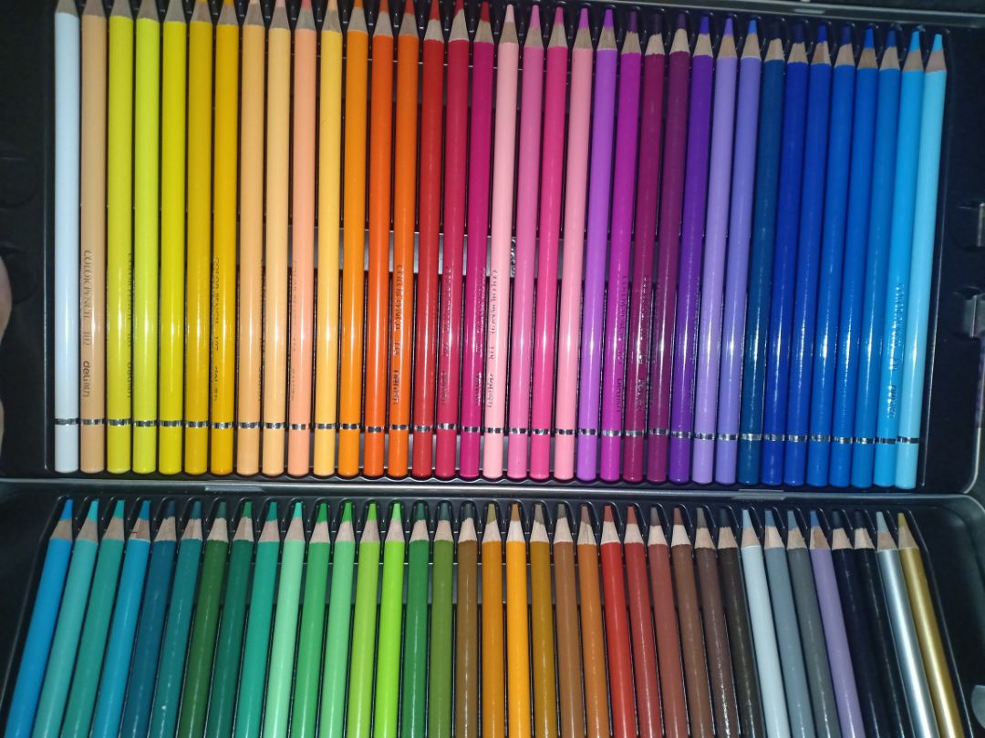 đóng gói rất rất là kĩ luôn ý, mở tầng tầng lớp lớp đóng gói ra nhìn hộp màu nguyên vẹn đẹp mắt mà sướng hết cả người, muốn đem đi cất không dám xài vì quá đẹp, xem hình tưởng nó nhỏ nhưng mà rất lớn, màu khá mịn, rất mê ?? nhận hàng trước 2 ngày dự kiến luôn, anh giao hàng cũng rất thân thiện nữa. nói chung là siêu hài lòng